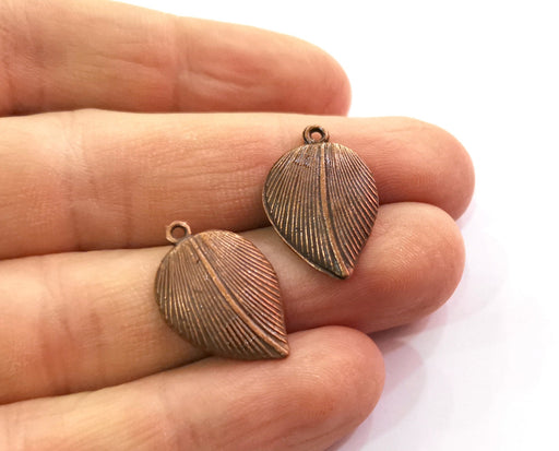 8 Leaf Charms Antique Copper Plated Charms (22x15mm) G19482