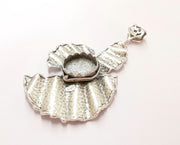 Hammered Wavy Pendant Blank Resin Bezel Mosaic Mountings Antique Silver Plated Brass (94x60mm)(20mm Bezel Size)  G19935