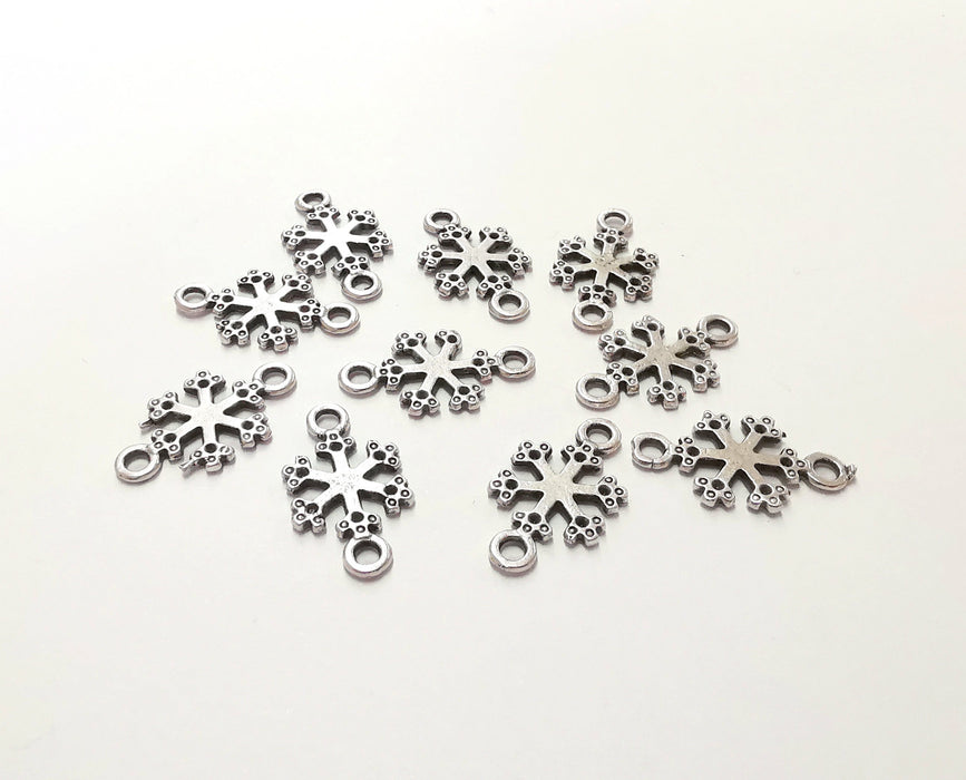 10 Snow Flake Connector Charms Antique Silver Plated Charms (20x11mm) G19957