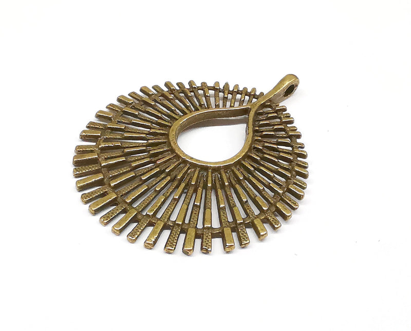Antique Bronze Pendant Antique Bronze Plated Pendant (66x54mm)  G19974