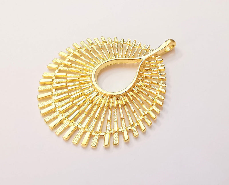 Gold Pendant Gold Plated Pendant (66x54mm)  G20035