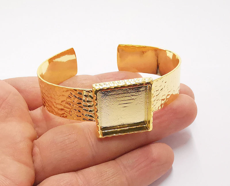 Bracelet Blank Resin Bangle Dry Flower inlay Blank Cuff Bezel Glass Cabochon Base Hammered Adjustable Gold Plated  (20x20mm ) G20066