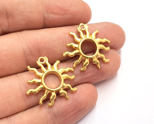 4 Sun Charms Gold Plated Charms (24x23mm)  G19697