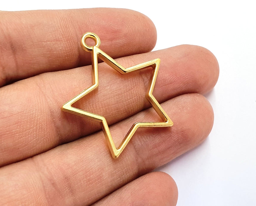 2 Star Bezel Charms Gold Plated Charms (33x31mm) G19719