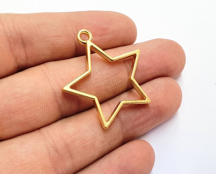 2 Star Bezel Charms Gold Plated Charms (33x31mm) G19719