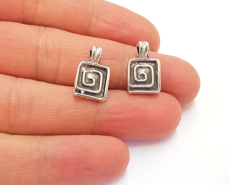 5 Silver Charms Antique Silver Plated Charms (17x11mm)  G20237