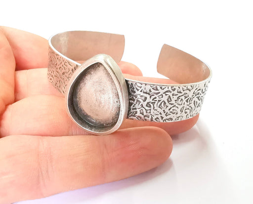 Bracelet Blank Resin Bangle Dry Flower inlay Blank Cuff Bezel Glass Cabochon Base Textured Adjustable Antique Silver (25x18mm ) G19860