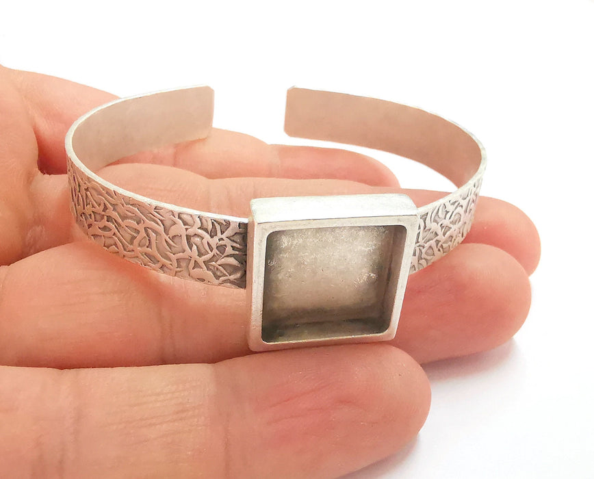 Bracelet Blank Resin Bangle Dry Flower inlay Blank Cuff Bezel Glass Cabochon Base Textured Adjustable Antique Silver (16x16mm ) G19868