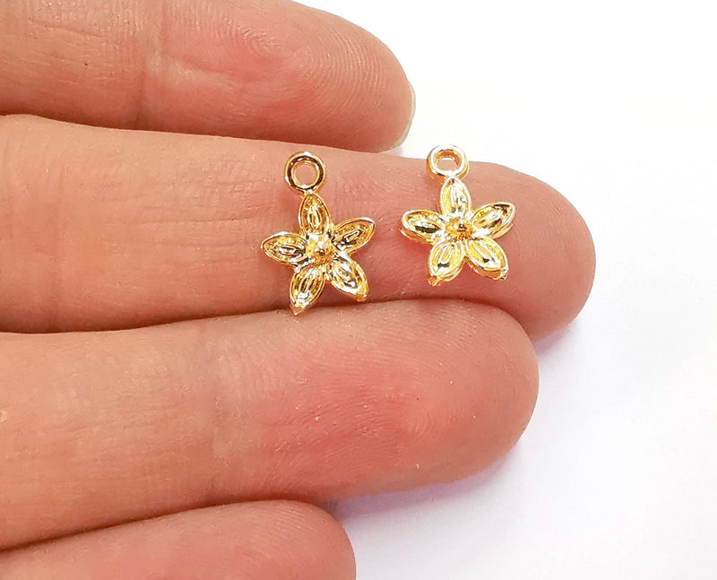 10 Flower Charms Shiny Gold Plated Charms (14x11mm)  G20329