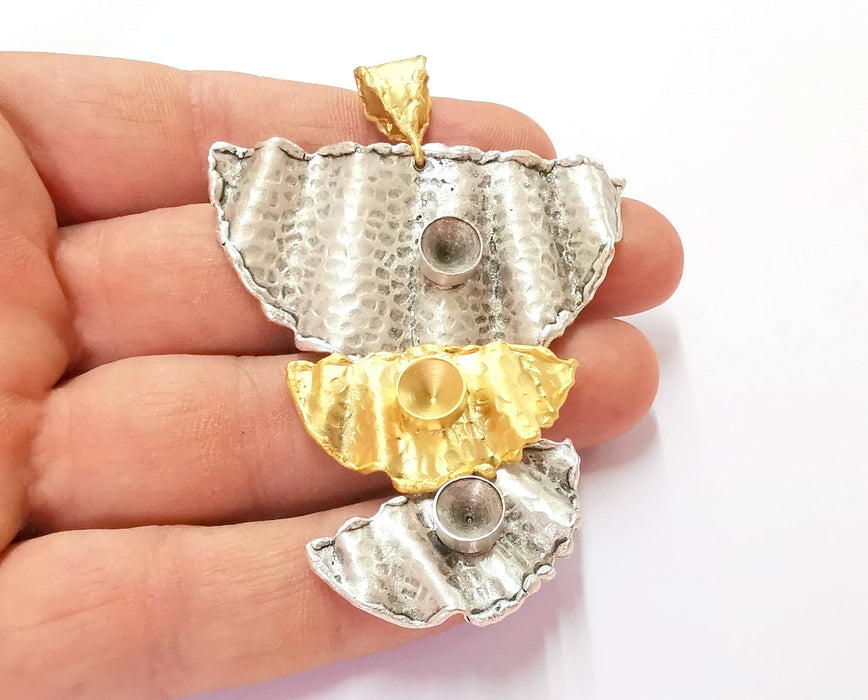 Hammered Wavy Pendant Blank Resin Bezel Mosaic Mountings Antique Silver and Gold Plated Brass (77x55mm)(7mm Bezel Size)  G19934