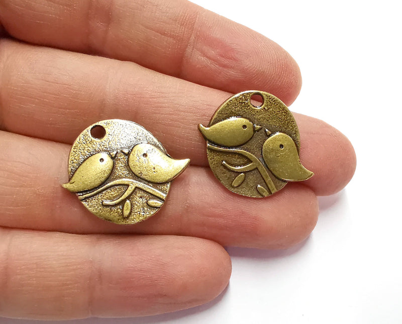 4 Bird Charms Antique Bronze Plated Charms (22x27mm) G20503