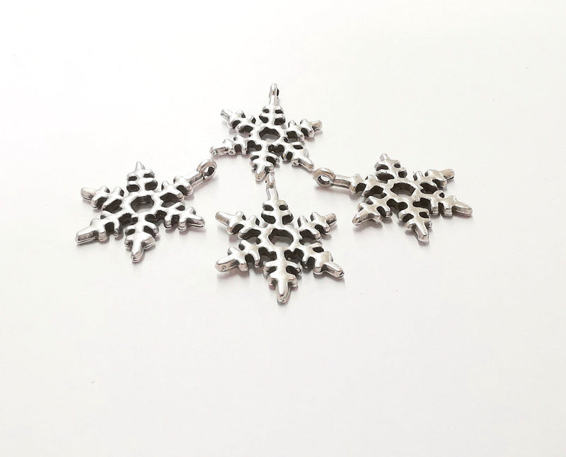 6 Snow Flake Charms Antique Silver Plated Charms (25x17mm) G19955