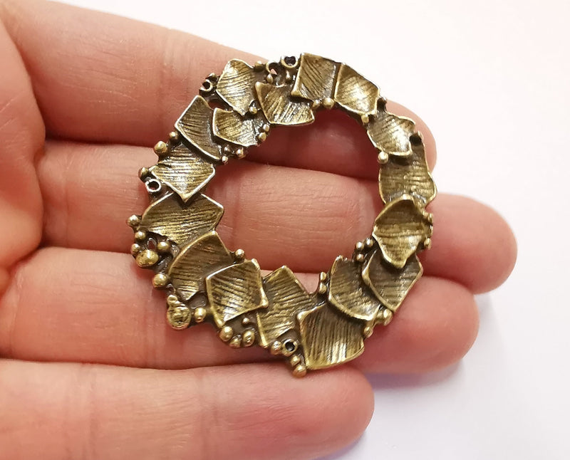 Antique Bronze Pendant Antique Bronze Plated Pendant (47x55mm )  G20559