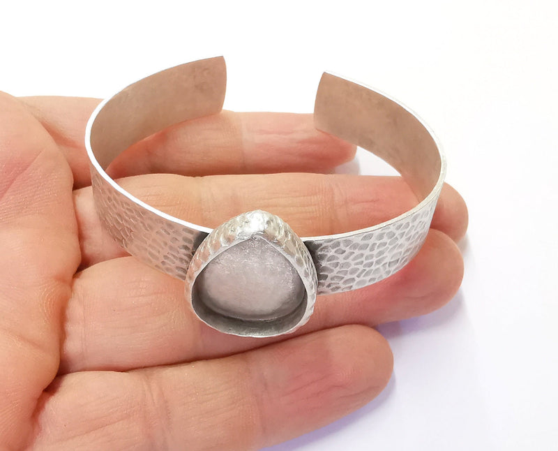 Bracelet Blank Resin Bangle Dry Flower inlay Blank Cuff Bezel Glass Cabochon Base Hammered Adjustable Antique Silver (25x18mm ) G20041