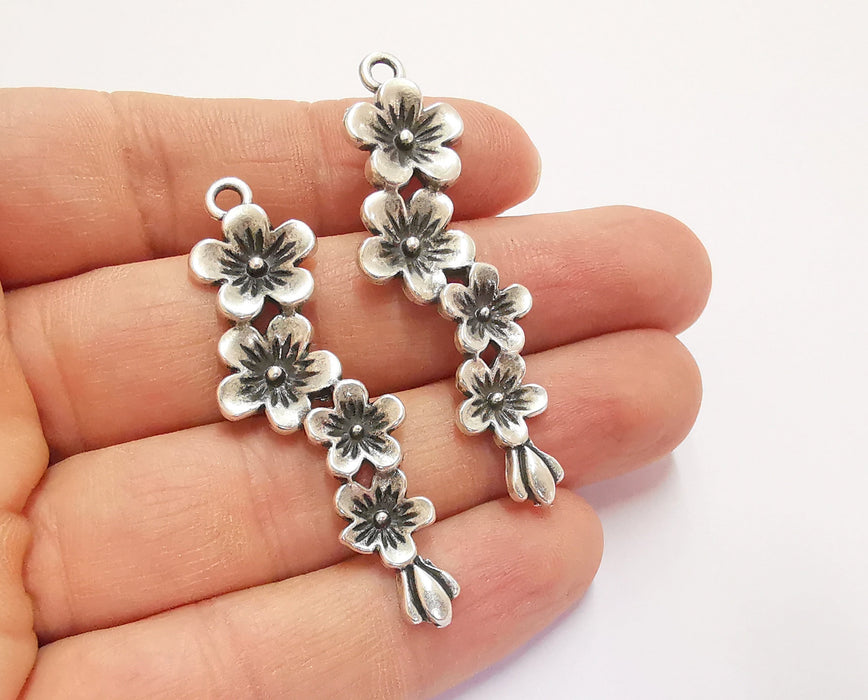 2 Flowers Charms Antique Silver Plated Charms (56x15mm)  G20650