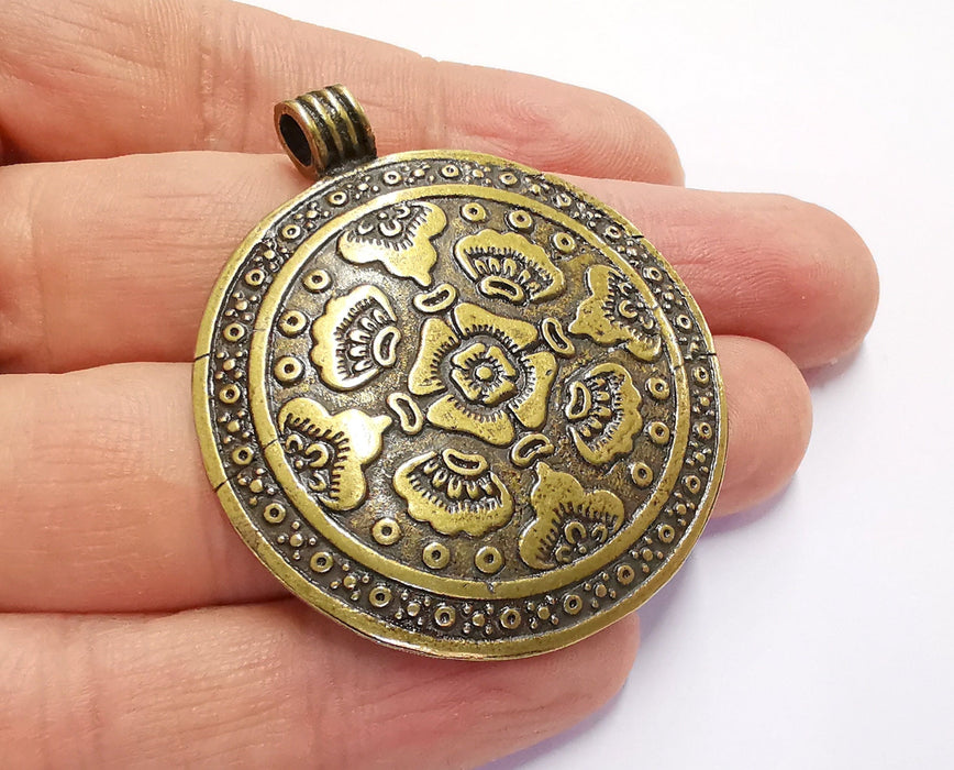 Medallion Pendant Antique Bronze Plated Pendant (53x45mm)  G20143