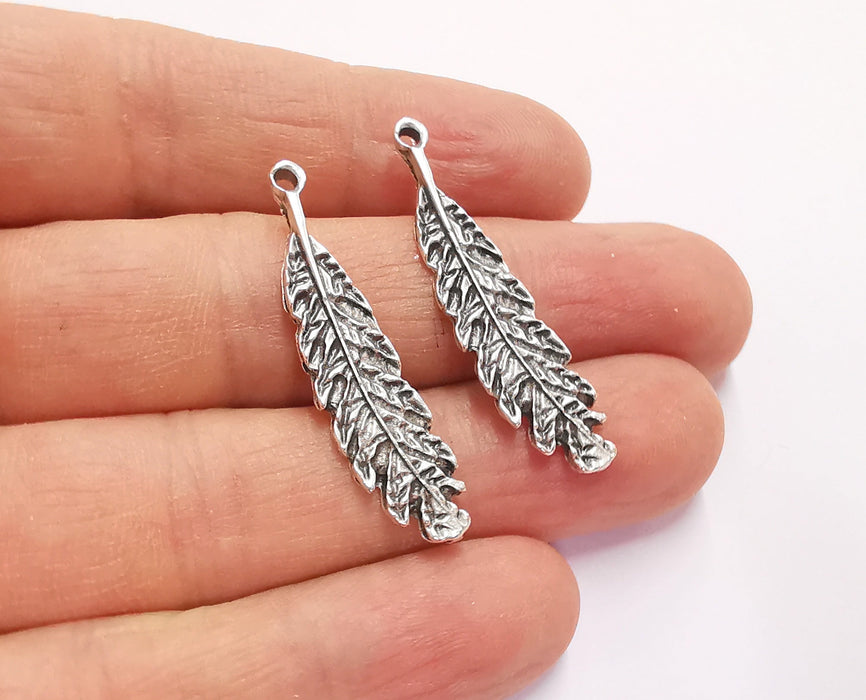 4 Feather Charms Antique Silver Plated Charms (40x9mm)  G20746