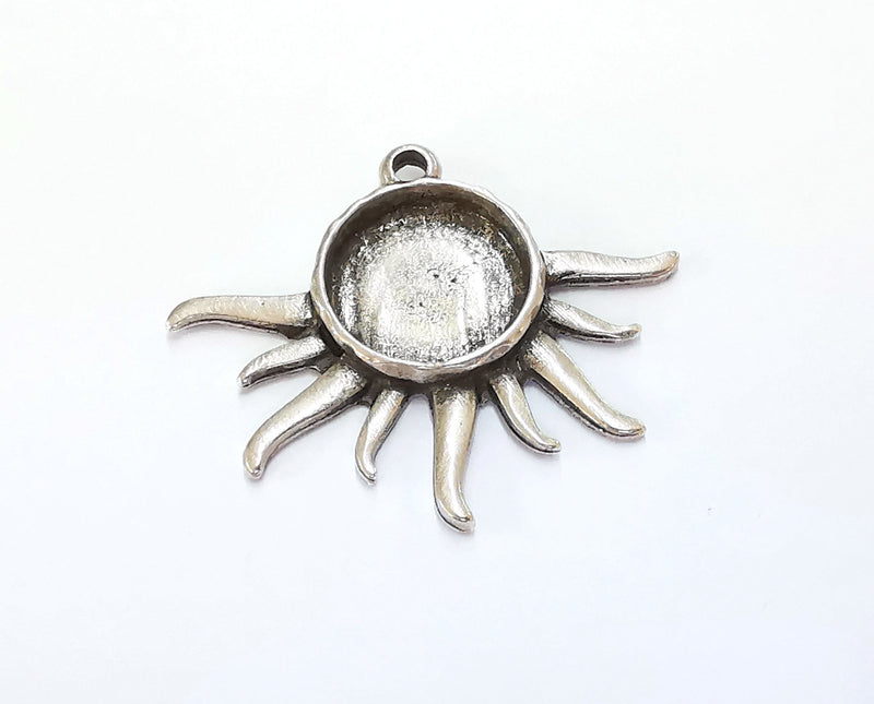 Sun Charms Blank Bezel Resin Bezel Mosaic Mountings Antique Silver Plated Charms (35x42mm) (16 mm Bezel Inner Size)  G20958
