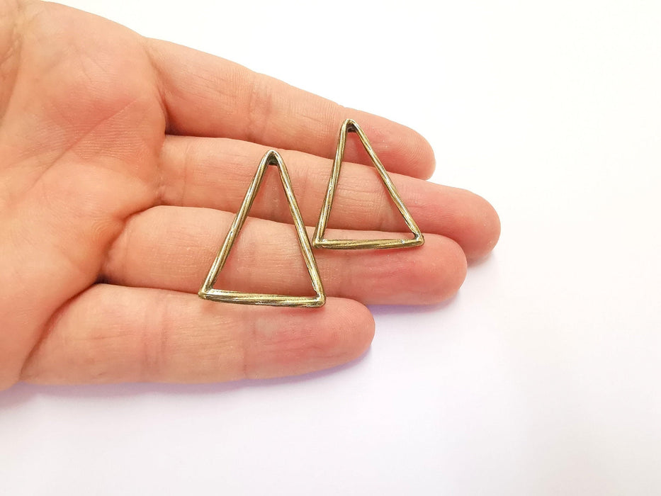 4 Triangle Findings Charms Antique Bronze Plated Findings (37x26mm)  G24397
