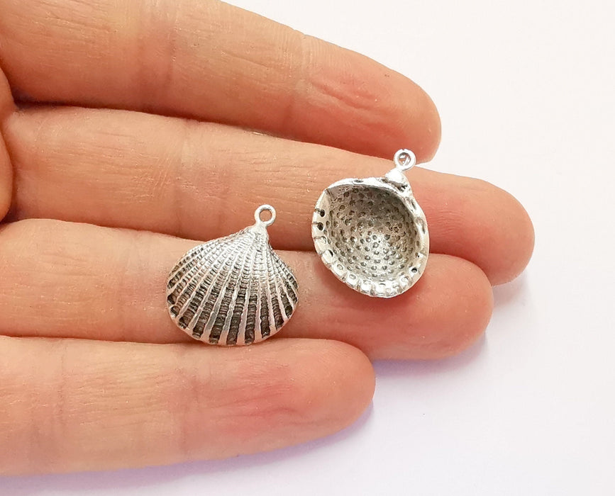 2 Sea Shell Charms Antique Silver Plated Brass Charms (23x18mm)  G20464