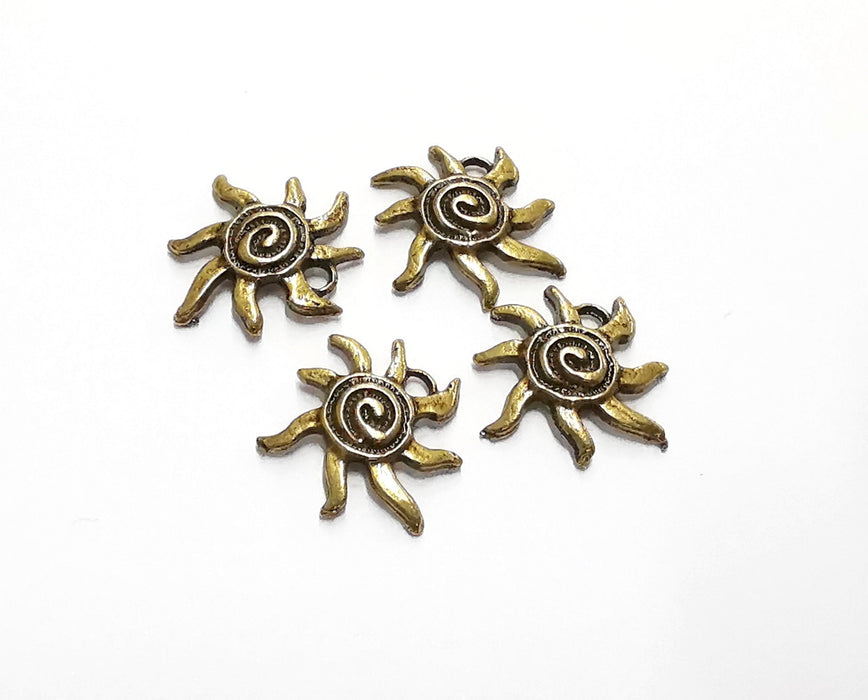 10 Sun Charms Antique Bronze Plated Charms (16x15mm) G20514