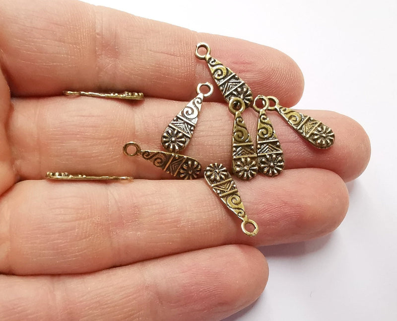 20 Flowers Charms Antique Bronze Plated Charms (18x6mm) G20515