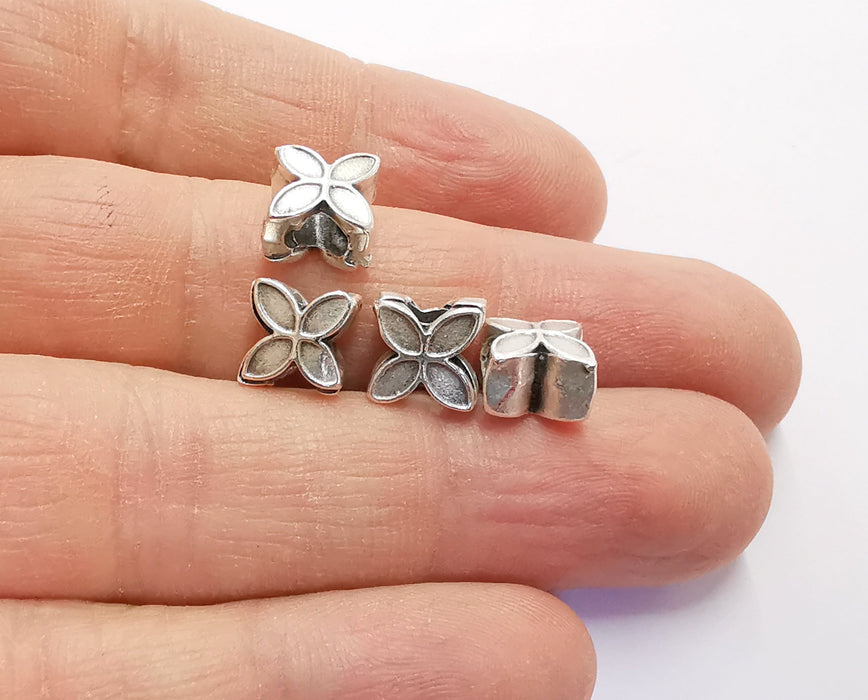 4 Flower Beads Antique Silver Plated Beads (9x9mm)  G20545