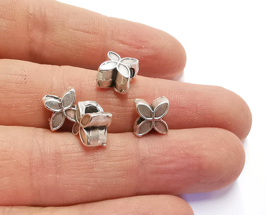 4 Flower Beads Antique Silver Plated Beads (9x9mm)  G20545