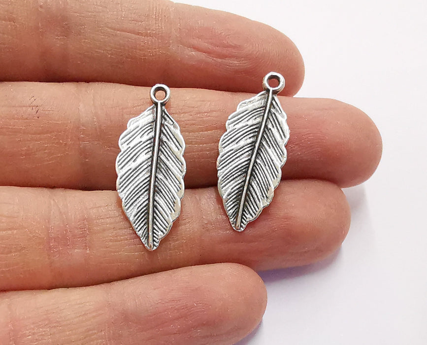 6 Feather Charms Antique Silver Plated Charms (30x12mm)  G22139