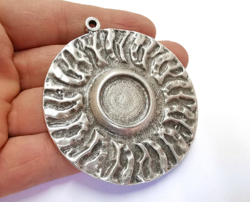 Textured Circle Silver Pendant Blank Cabochon Bezel Antique Silver Plated (74x67mm)(20mm Blank)  G20927
