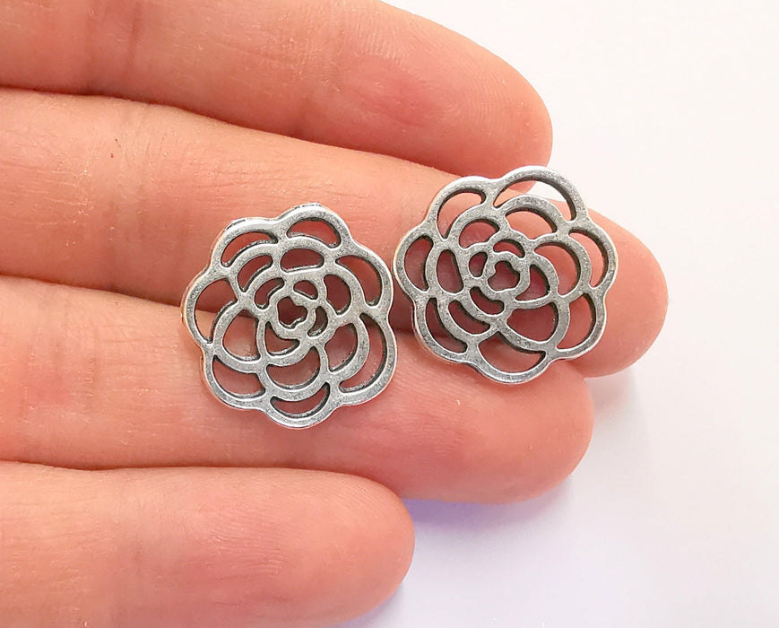 4 Flowers Charms Antique Silver Plated Charms (21mm)  G21109