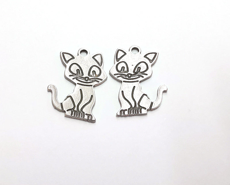 5 Cat Charms Antique Silver Plated Charms (24x17mm)  G21171
