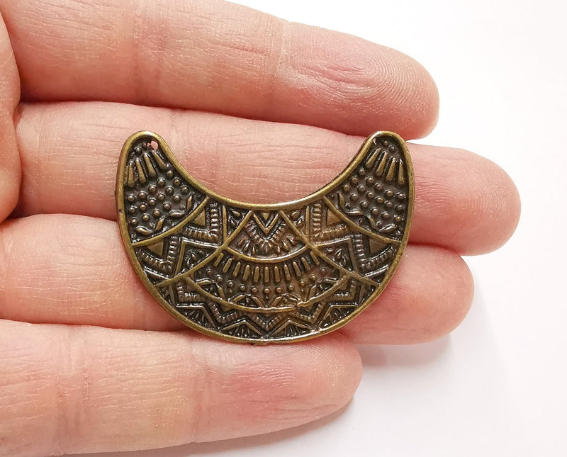 2 Crescent Charms Connector Antique Bronze Plated Charms (45x32mm)  G21239
