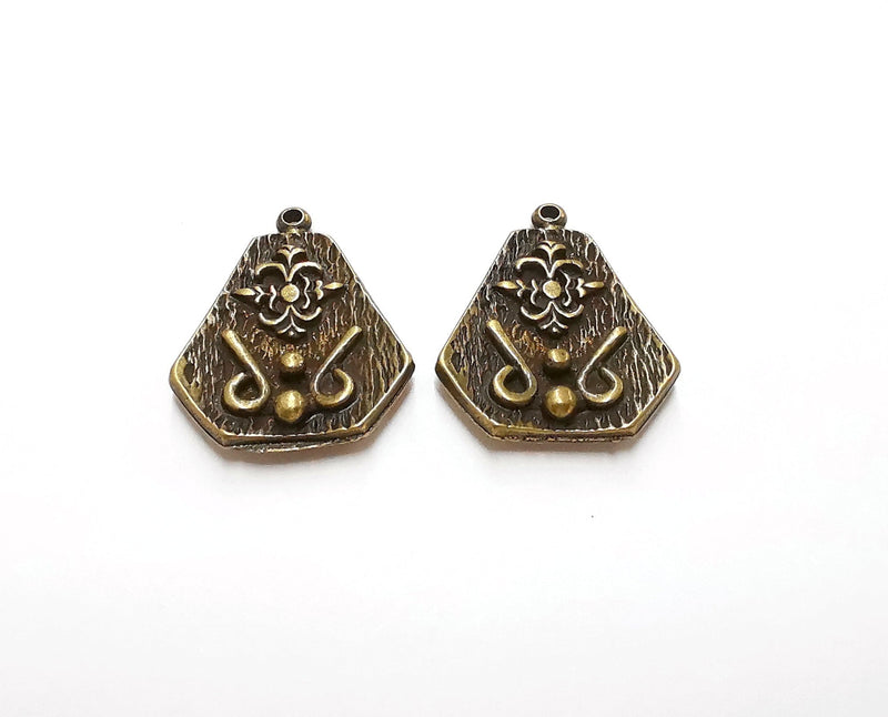 2 Curved Patterned Charm Antique Bronze Plated Charm (29x24mm) G21242