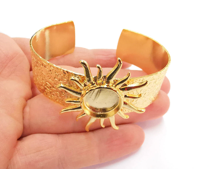 Sun Bracelet Blank Resin Bangle Dry Flower inlay Blank Cuff Bezel Glass Cabochon Base Textured Adjustable Shiny Gold Plated (16mm ) G20935