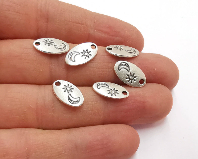 10 Sun Moon Charms Antique Silver Plated Charms (15x9mm)  G25067