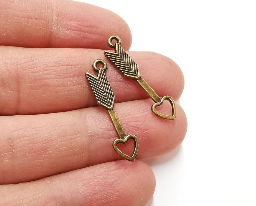 10 Arrow Charms Antique Bronze Plated Charms (29x7mm)  G21364