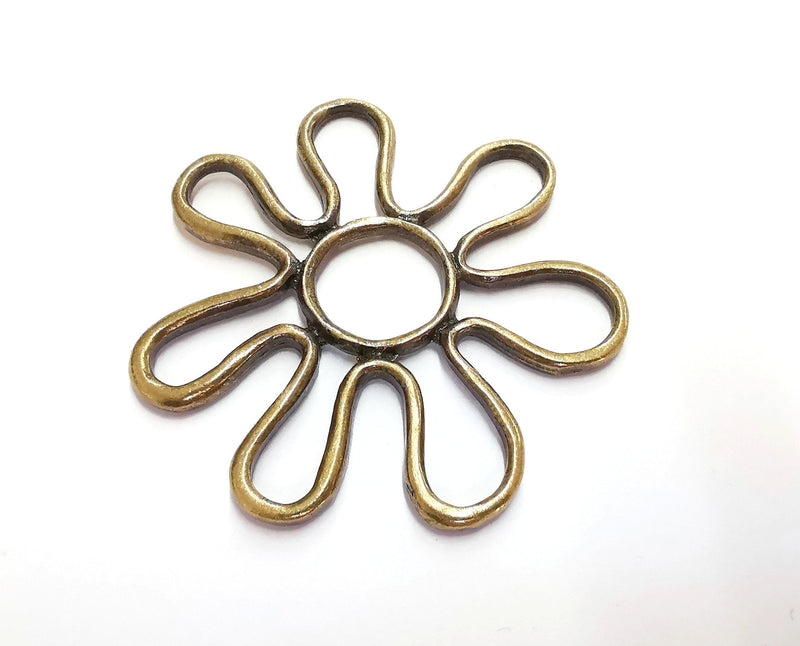 Flowers Round Pendant Antique Bronze Plated Pendant (73x70mm)  G24279
