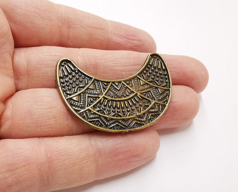 2 Crescent Charms Connector Antique Bronze Plated Charms (45x32mm)  G21239