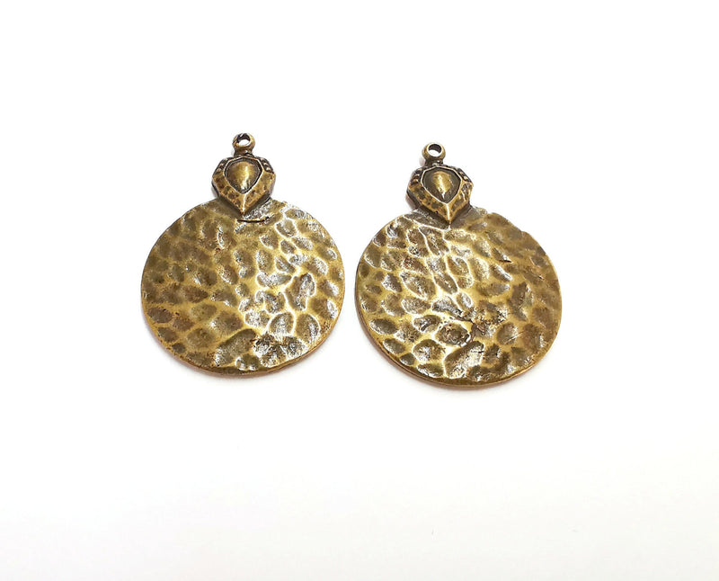 2 Hammered Round Charm Antique Bronze Charm (41x30mm) G21431