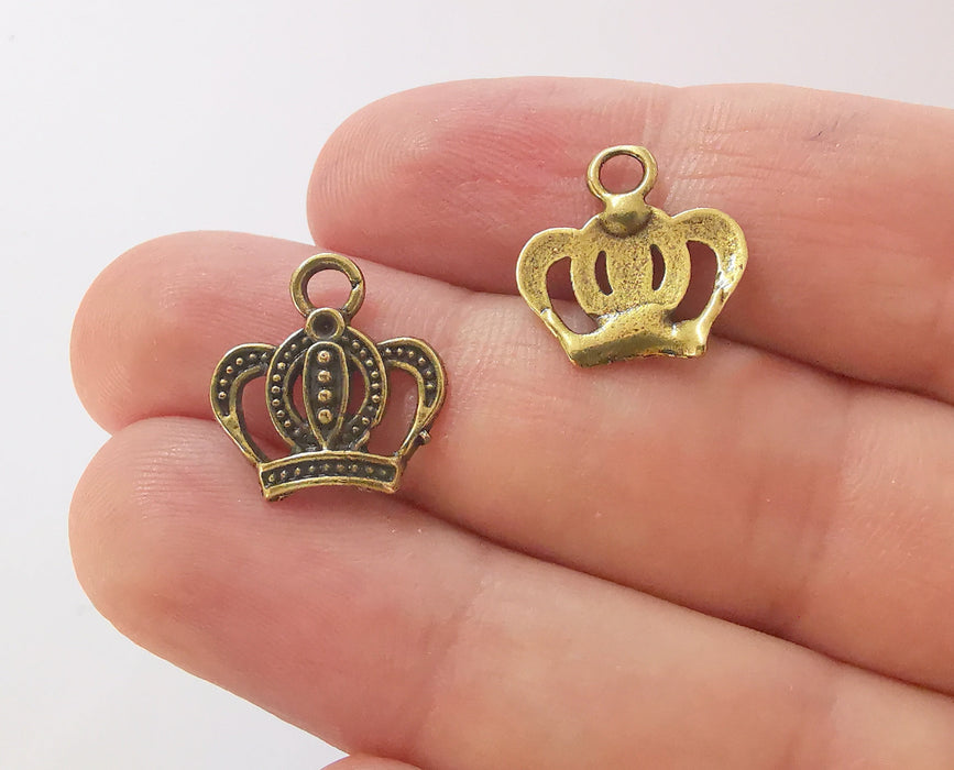 10 Crown Charms Antique Bronze Plated Charms (16x15mm)  G21436