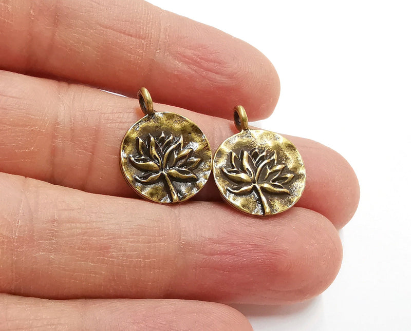 10 Lotus Charms Flower Charms Antique Bronze Plated Charms (21x16mm)  G21279
