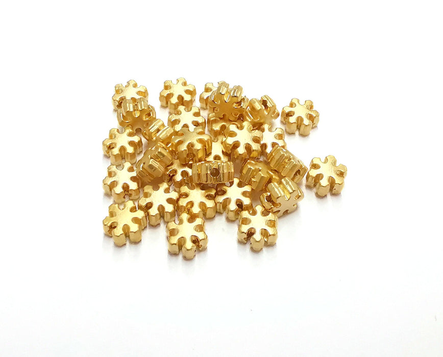 10 Snow Flake Beads Gold Plated Beads (7mm) G21306