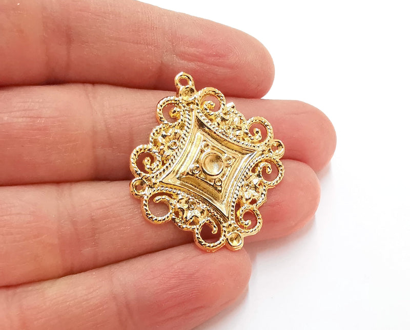 2 Gold Charms Cabochon Bezel Gold Plated Charms  (37x33 mm)  G21323