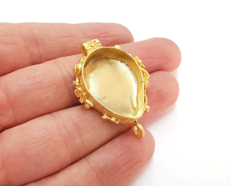 Flowers Pendant with Loop Blank Bezel Resin Bezel Mosaic Mountings Gold Plated Pendant Brass (42x32mm) (27x21 mm Bezel Inner Size)  G21327