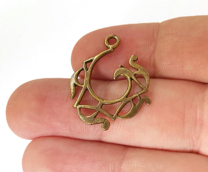8 Antique Bronze Charm Antique Bronze Plated Charm (27x23mm) G24856