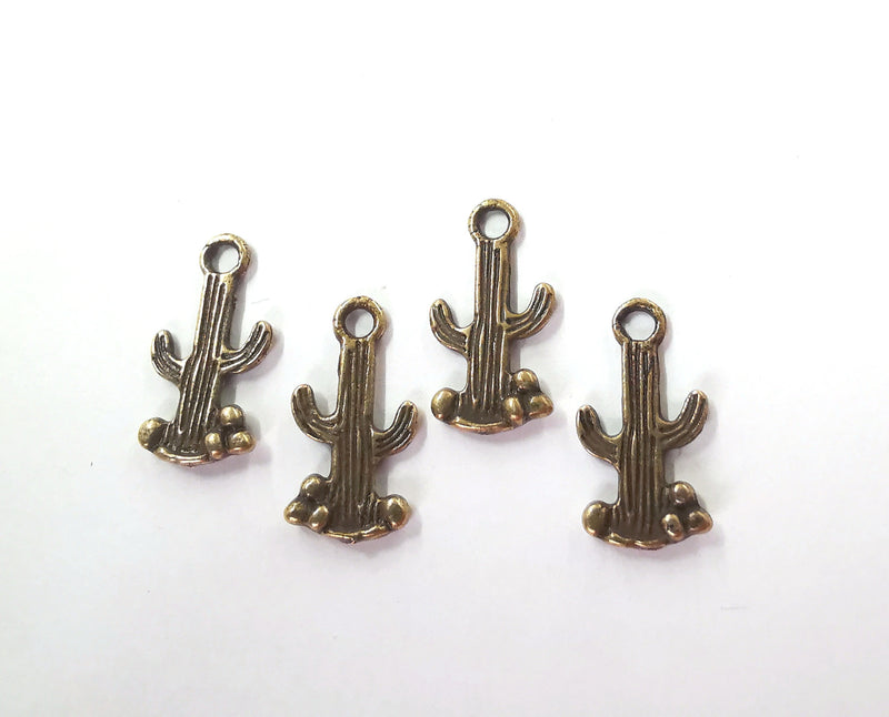 10 Cactus Charms Antique Bronze Plated Charms (18x10mm)  G21523