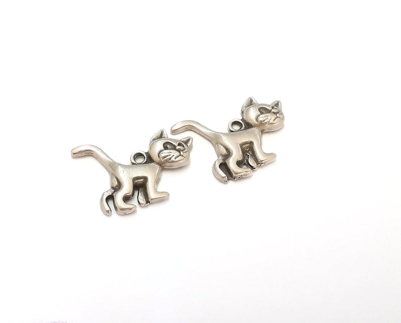 5 Cat Charms Antique Silver Plated Charms (29x20mm)  G21540