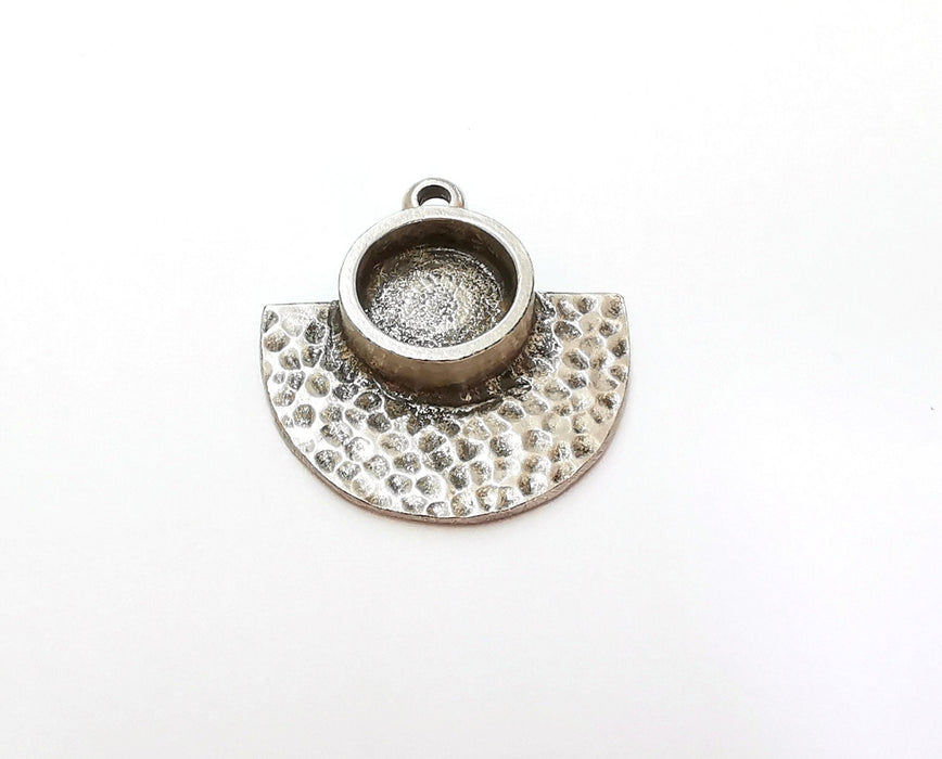 Silver Hammered Base Blank inlay Blank Pendant Base Resin Blank Mosaic Mountings Antique Silver Plated Pendant  (12mm blank )  G21570
