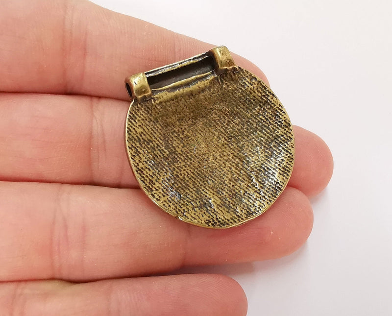 Curved Pendant Antique Bronze Plated Pendant (38x36mm)  G21697